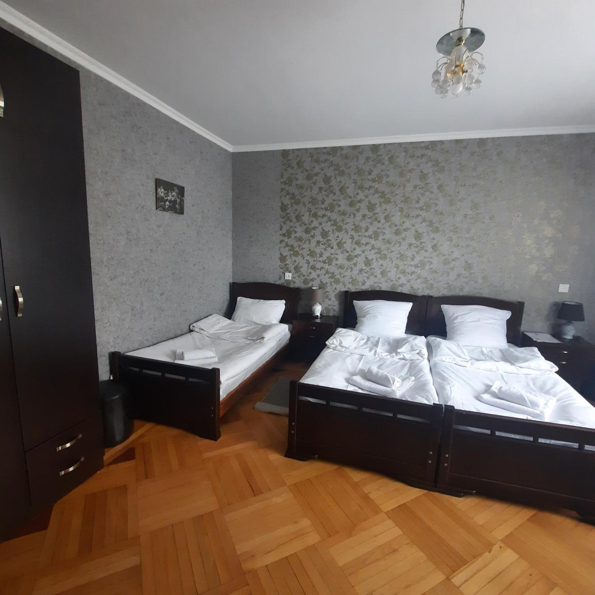 Gio-Nika Hotel Kazbegi Exterior foto
